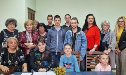 Нови стипендианти прие клуб „Майчина грижа“ в Добрич