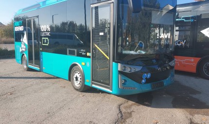 Общинските съветници от ГЕРБ-СДС настояват на предстоящата сесия да бъде предоставена информация за  новата транспортна  схема