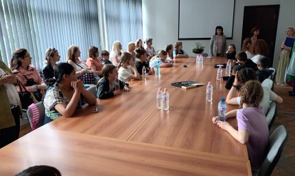 Учители и ученици от Уелс, Турция и Румъния на посещение в община град  Добрич