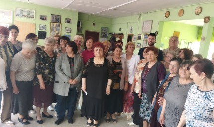 Прокурори от Окръжната и Районната прокуратури в Добрич се срещнаха с пенсионери от клуб „Европейски гласове“