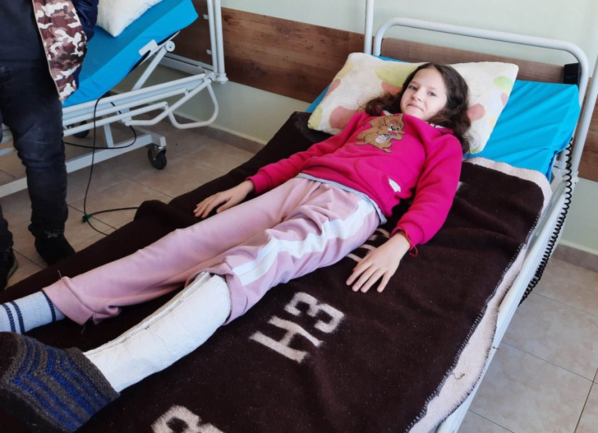 Малката Мирослава, която беше блъсната от кола преди месеци, е вече напълно здрава