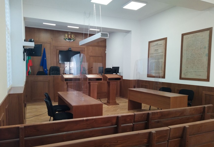 Апелативният съд  отказа по-лека мярка на обвиняем в грабеж и нарушаване на заповед за защита от домашно насилие