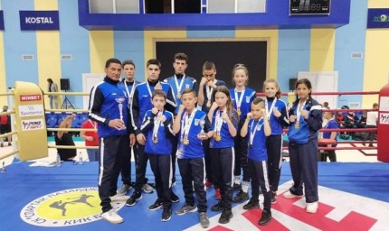 С медали и купи се завърна СК „Ринг“- Каварна от турнир по кик бокс 