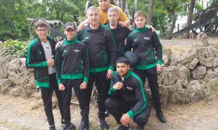 Габриел Симов и Алекс Маринов от Боксов клуб „Добруджа“ ще участват в лагер на националния отбор