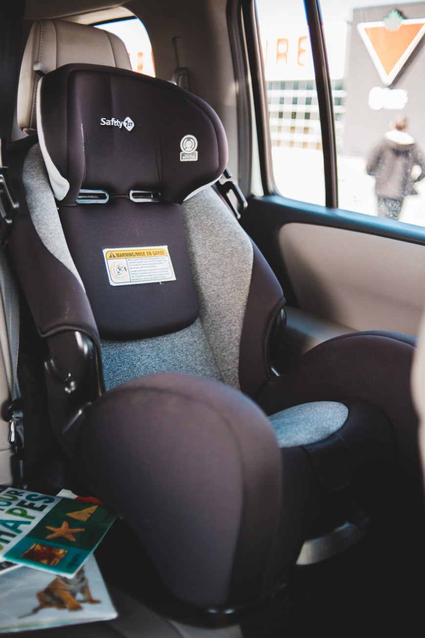 Как да изберете правилното детско столче за кола: насоки и препоръки