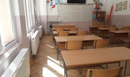 Седмокласниците пишат по вариант 2 на изпита по БЕЛ