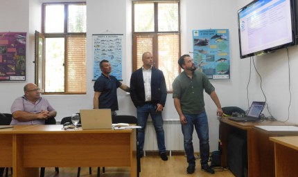Уловът на рапани и изграждането на рибарско пристанище в Шабла се обсъдиха на среща в морския град
