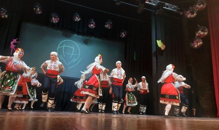 Първо място за детски танцов състав „Бърборино“ на форум в Балчик
