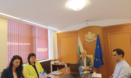 Вносителите на селскостопански продукти да спазват условията на ЕС за добри практики в земеделието настоява министър Кирил Вътев