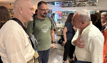 Министърът на културата Кръстю Кръстев връчи на Джон Малкович плакет "Принос в развитие на културата"