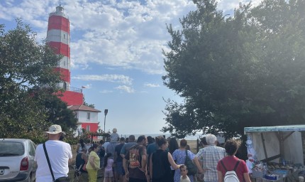 Опашка от посетители се образува пред фара на Шабла в деня на отворени врати