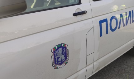 Аварирал румънски автомобил е станал обект на кражба край с.Царичино