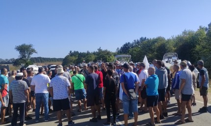 Рибари от Крайморска Добруджа и съседни области протестираха за пореден път днес
