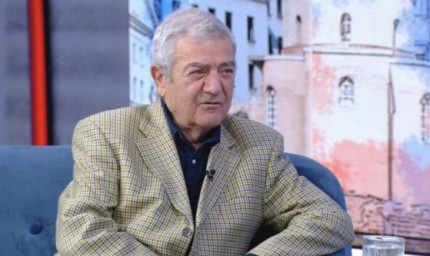 Носител на наградата „Дора Габе“ да бъде Стефан Цанев
